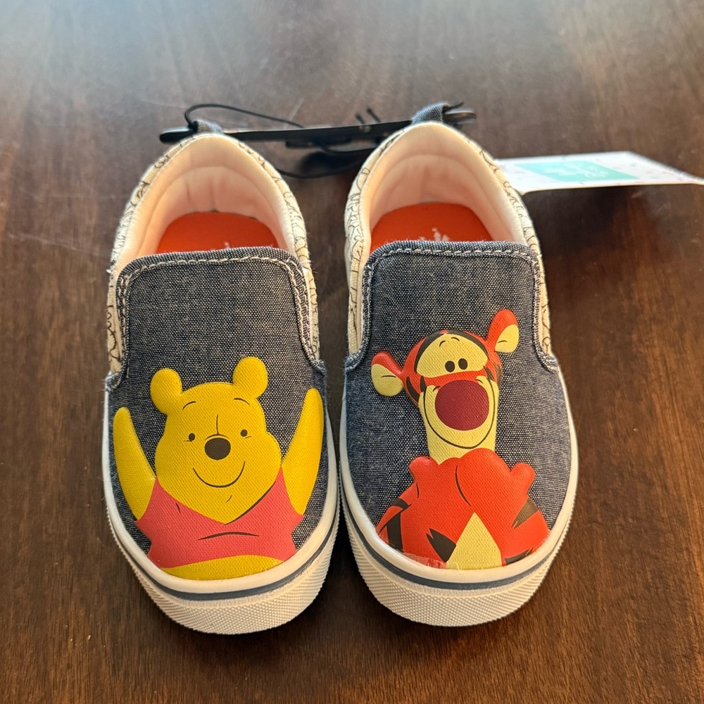 NWT Winnie the Pooh slip on shoes
